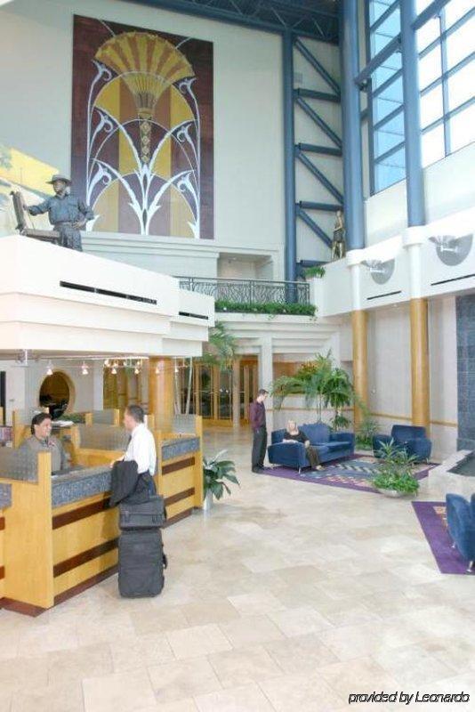 Concorde Inn Clinton Township Интерьер фото